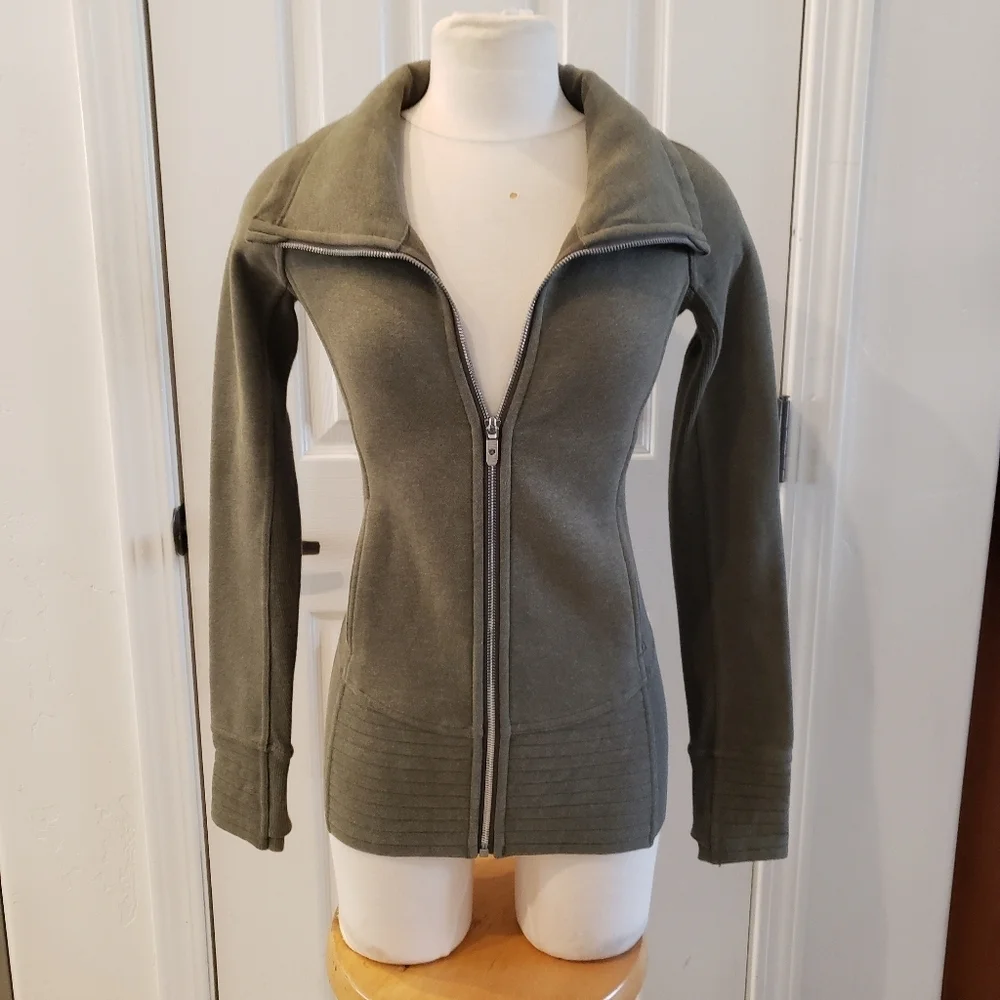 Lululemon Radiant Jacket II Heathered Fatigue Green